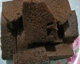 Foto langkah ke 5 dari resep 25. Bolu Kukus Lembut Chocolatos No mixer dan Mudah.