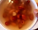A picture of step 1 of Almond milk.