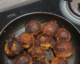 शकरकंद की टिक्की (Shakarkand ki tikki recipe in Hindi) रेसिपी चरण 4 फोटो