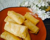 Foto langkah ke 4 dari resep Lumpia Isi bihun kentang wortel praktis.