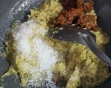 आम का खट्टा मीठा अचार (Aam ka khatta meetha achar recipe in Hindi) रेसिपी चरण 3 फोटो