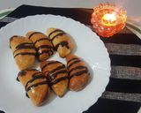 A picture of step 8 of Nutella filled fatayer.