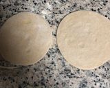A picture of step 2 of Alo ka paratha.