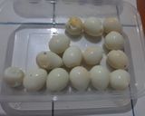 Foto langkah ke 2 dari resep Telur Puyuh Sobak Saus Tiram.