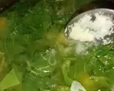 Foto langkah ke 2 dari resep Sayur Bening Bayam Labu.