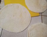 Foto del paso 1 de la receta: Mini pizzas sin horno