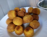 A picture of step 3 of Gulab jamon.