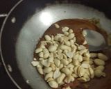 A picture of step 3 of Chocolate peanut chikki.