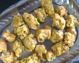 Pakoda in onion gravy recipe step 2 photo