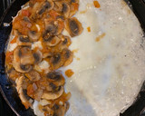 Foto del paso 2 de la receta: Omelette de claras de huevo con champiñones