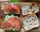 A picture of step 2 of Smoked salmon cream cheese sandwich.