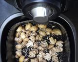 A picture of step 6 of Air-Fried Garlic Mushrooms.