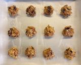Foto langkah ke 4 dari resep Kue kering pisang coklat oatmeal.