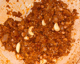 குடைமிளகாய் சிக்கன் கிரேவி (Kudaimilakaai gravy recipe in tamil) ரெசிபி ஸ்டேப் 3 புகைப்படம்