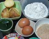 Foto langkah ke 1 dari resep Kue Lumpur Pandan Vla Santan.