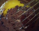 Foto langkah ke 3 dari resep Chocolate Muffin Flower Bouquet Cake.