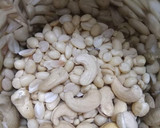 வேர்க்கடலை பிஸ்தா ரோல் ரெசிபி ஸ்டேப் 1 புகைப்படம்