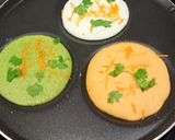 A picture of step 5 of Tricolour Uttapam.