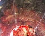 A picture of step 2 of Strawberry curd.