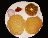 A picture of step 9 of Aloo ki poori.