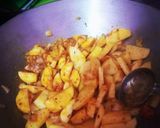 आलू गोभी की सब्जी (Aalu gobhi ki sabzi recipe in Hindi) रेसिपी चरण 4 फोटो