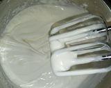 A picture of step 3 of Coconut ice cream.