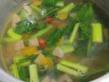 24) Sayur Bening Sawi Ijo wortel & Baso
