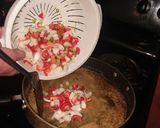 A picture of step 3 of Tilapia Creole.