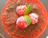 Foto del paso 4 de la receta: Copas de mascarpone con frambuesas y té matcha