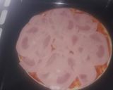 Foto del paso 3 de la receta: Pizza fácil.....😍🍷🍕