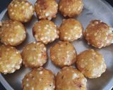A picture of step 3 of Sabudana vada.