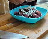 Foto langkah ke 2 dari resep Masak Daging 2 Bahan.