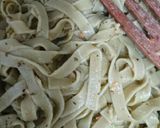 Foto del paso 3 de la receta: Pasta de espinacas al ajillo