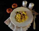 Foto del passaggio 3 della ricetta Pasta fredda alla curcuma con frittata