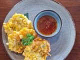 Bakwan jagung manado