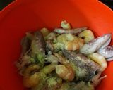 Foto langkah ke 1 dari resep Sambal Udang Cumi-Cumi.