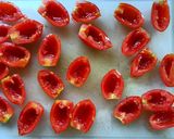 Foto del passaggio 1 della ricetta Pomodorini freddi farciti