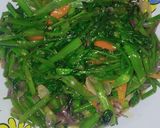Foto langkah ke 2 dari resep Tumis kangkung.