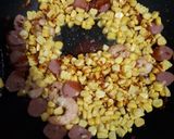 Foto langkah ke 5 dari resep Nasi goreng sosis (Sausage fried rice).