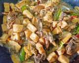 Foto langkah ke 3 dari resep 408. Tumis Kijing (Kerang Ijo) Tahu.