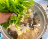 รูปขั้นตอนการทำที่ 9 ของ ต้มจืดหมูเด้งกับลูกรอกไข่ไก่🥚🥓🍀