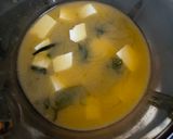 Gambar langkah 4 resipi Authentic Japanese Miso Soup.