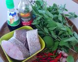 A picture of step 1 of Spicy Basil Cod Fish.