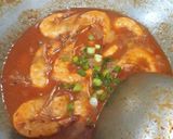 Foto langkah ke 3 dari resep Udang Saus Telur Pedas.