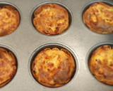 Foto del paso 6 de la receta: Miniquiches de bacon y queso con obleas