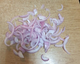 Foto del paso 2 de la receta: Salchichas al vino blanco