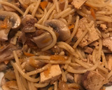 Foto del paso 5 de la receta: Fideos con champiñón y tofu