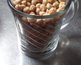 Foto del paso 3 de la receta: Guiso de garbanzos y moñitos