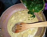 शाही आलू पालक ग्रेवी (shahi aloo palak gravy recipe in Hindi) रेसिपी चरण 4 फोटो
