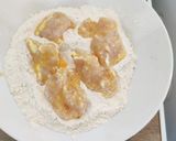 Foto langkah ke 2 dari resep Chinese Sweet & Sour Chicken.
